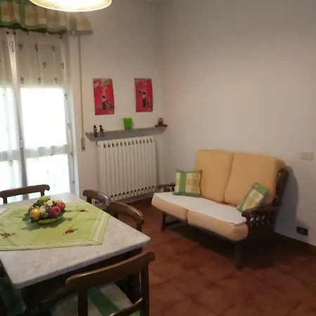 Apartment Pafati House In Gavi